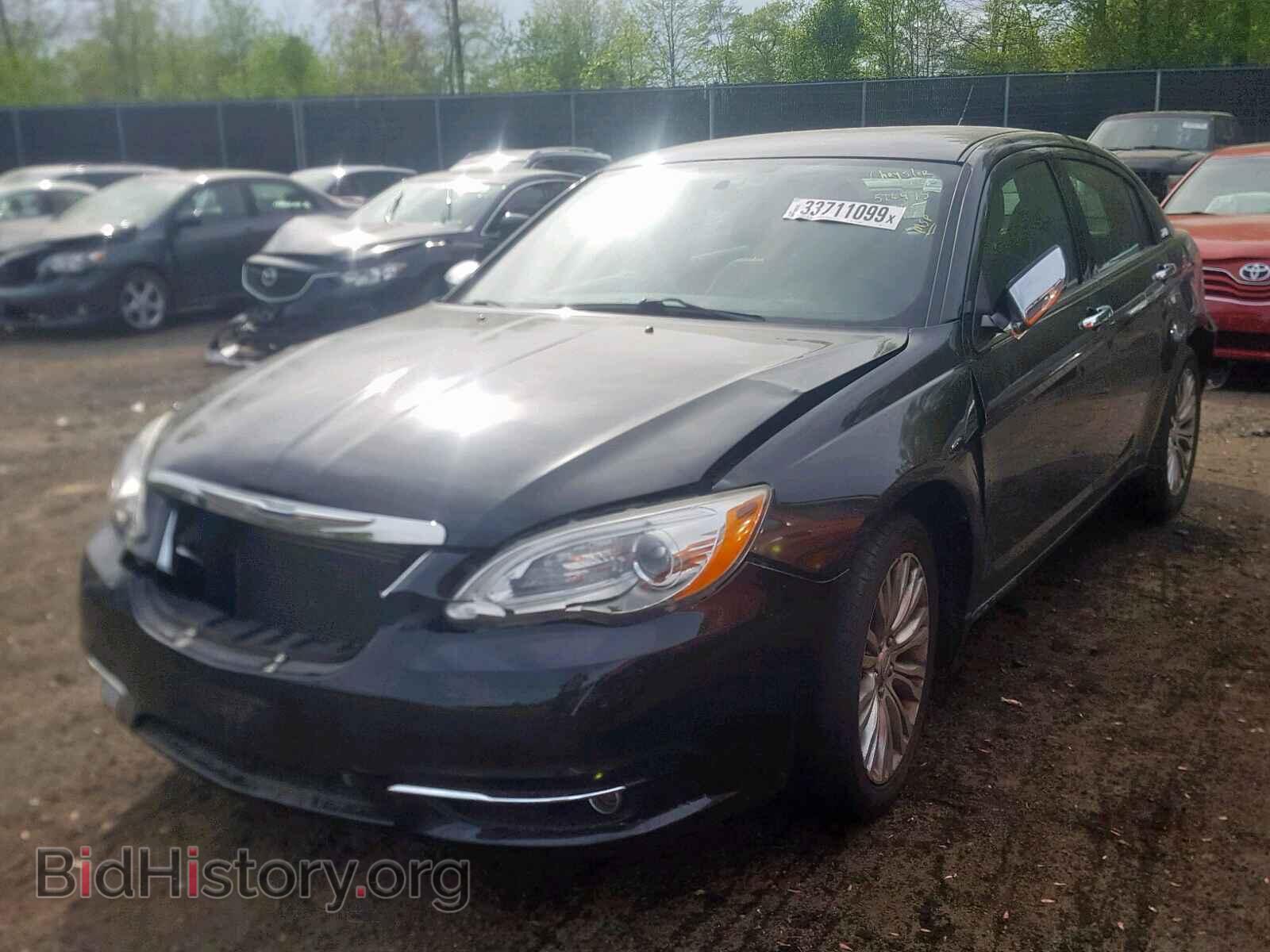 2011 CHRYSLER 200 - VIN: 1C3BC2FG3BN516475 - Фото 2