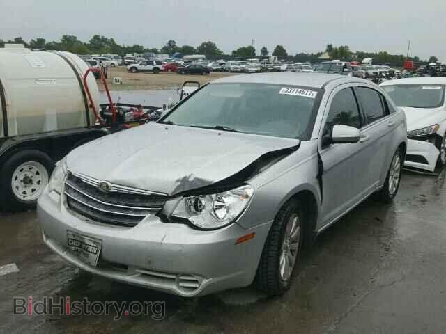 2010 CHRYSLER SEBRING - VIN: 1C3CC5FB8AN133642 - Photo 2