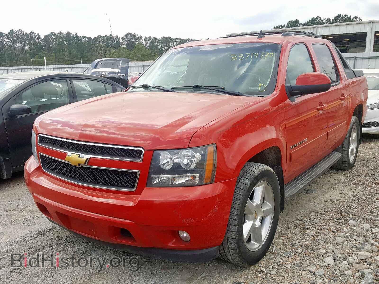 2012 CHEVROLET AVALANCHE - VIN: 3GNMCFE06CG257921 - Фото 2