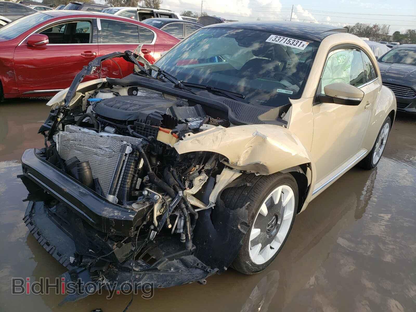 2019 VOLKSWAGEN BEETLE - VIN: 3VWFD7AT2KM711776 - Фото 2