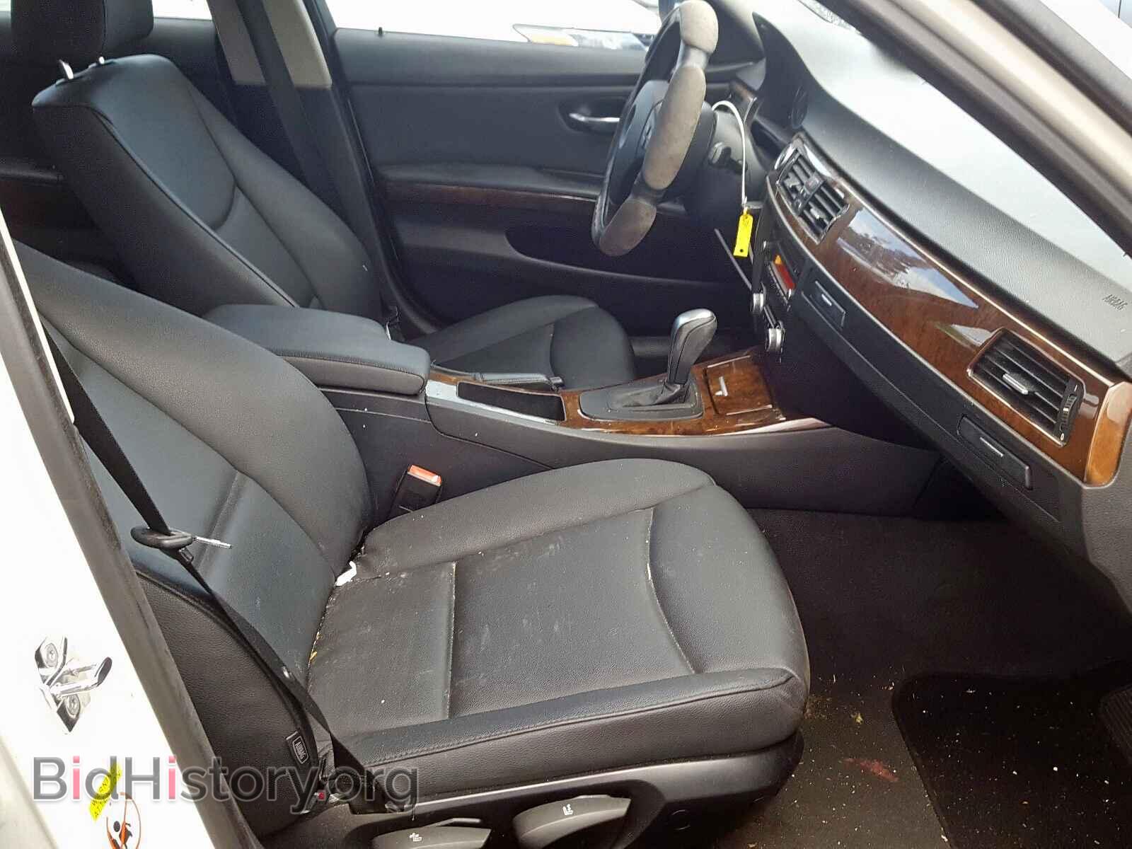 2009 BMW 3 SERIES - VIN: WBAPH53549A433885 - Фото 5