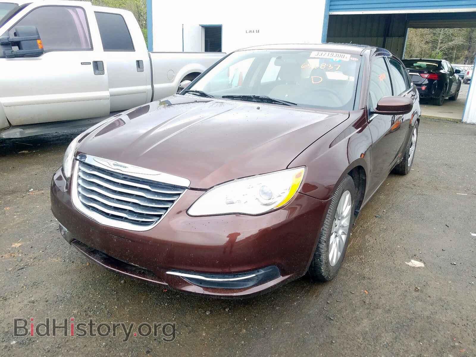 2013 CHRYSLER 200 - VIN: 1C3CCBABXDN646837 - Photo 2