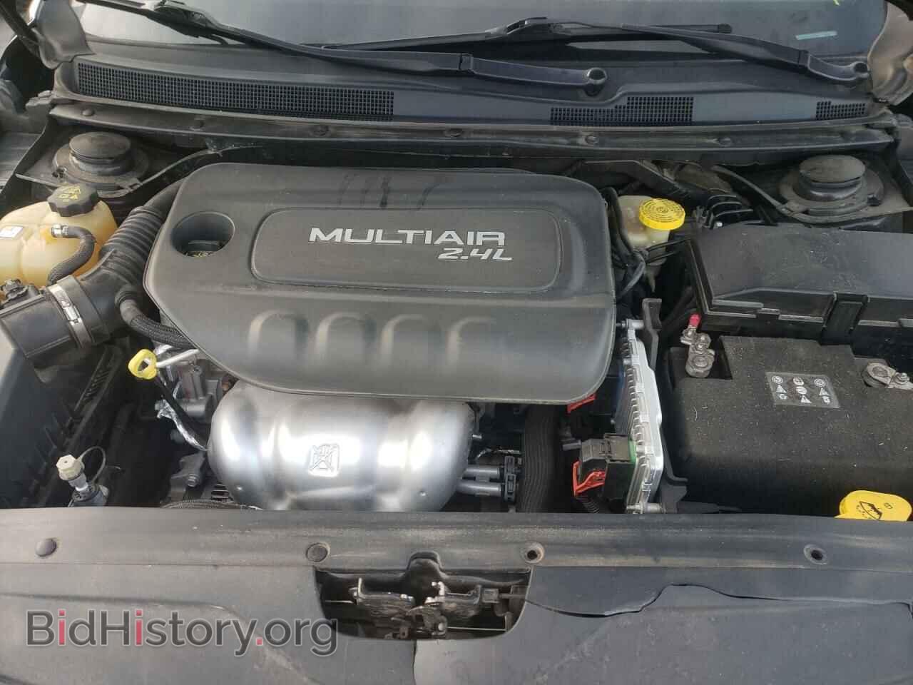 2016 CHRYSLER 200 - VIN: 1C3CCCABXGN171846 - Фото 7