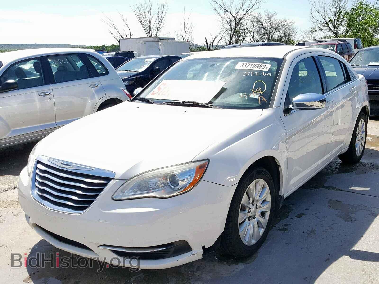 2011 CHRYSLER 200 - VIN: 1C3BC4FB5BN522116 - Фото 2