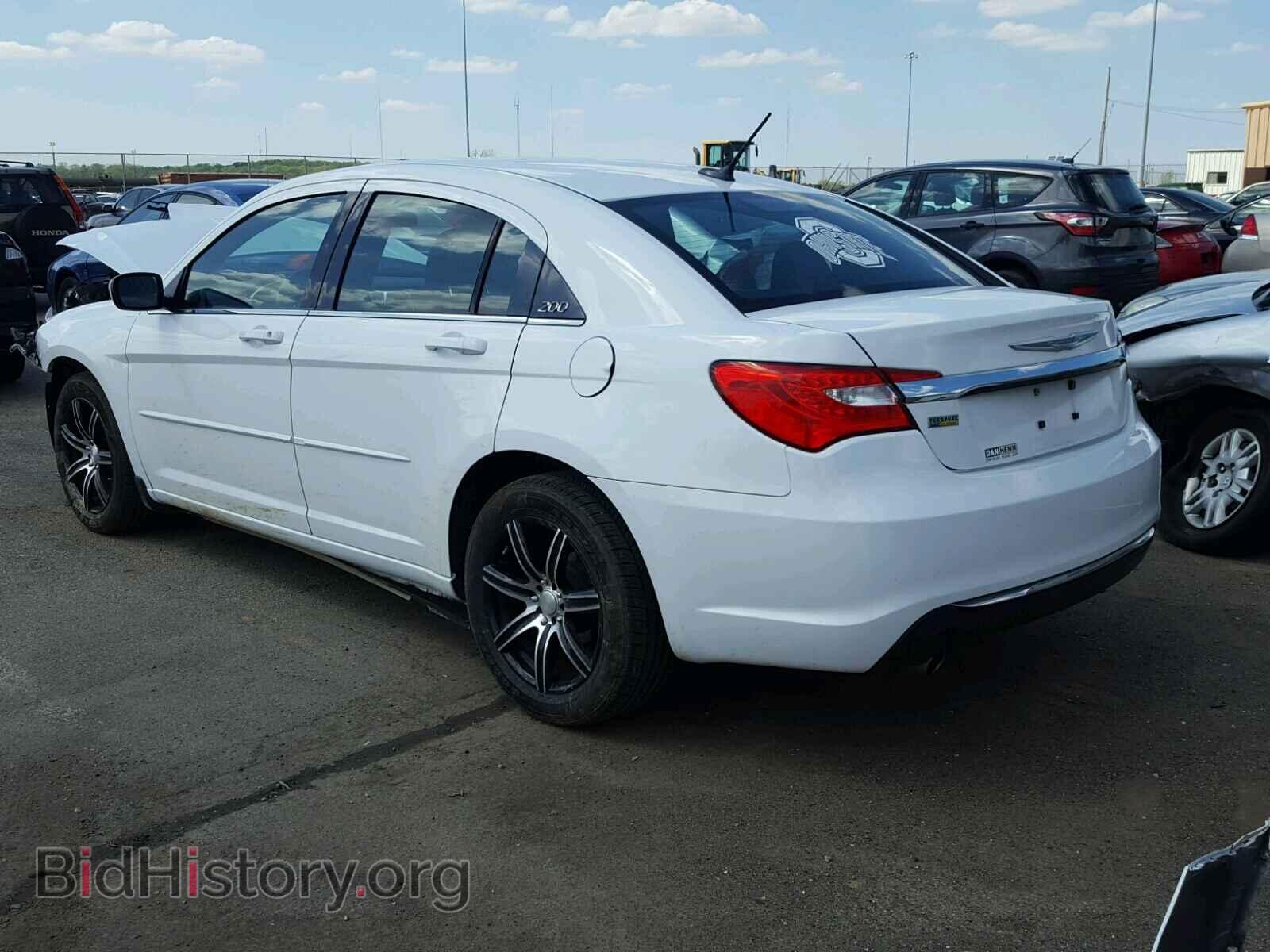 2012 CHRYSLER 200 - VIN: 1C3CCBAG0CN246330 - Фото 3