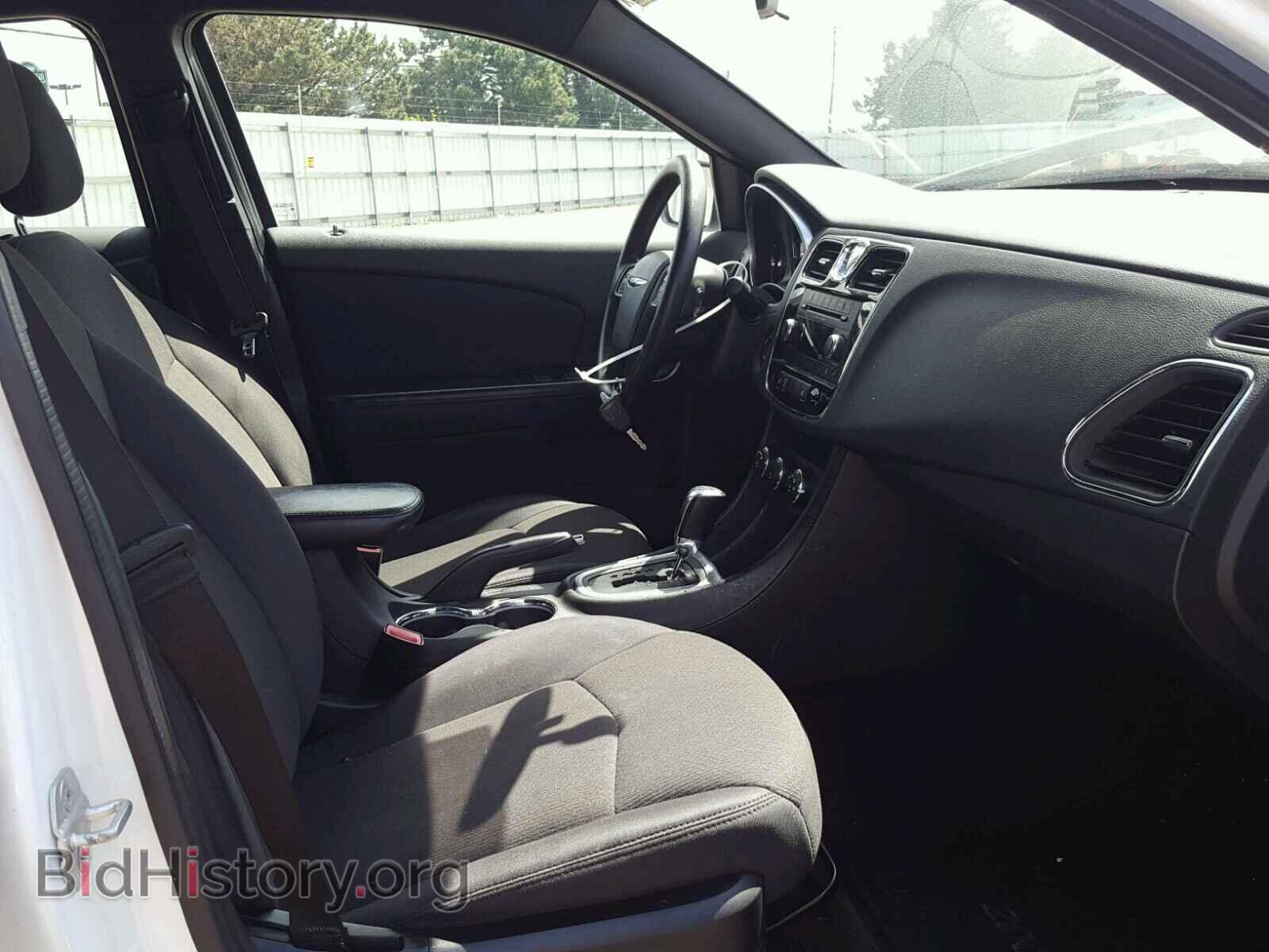 2012 CHRYSLER 200 - VIN: 1C3CCBAG0CN246330 - Фото 5