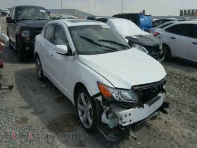 2014 Acura ILX ILX 20, белый — VIN 19VDE1F38EE008512, Copart