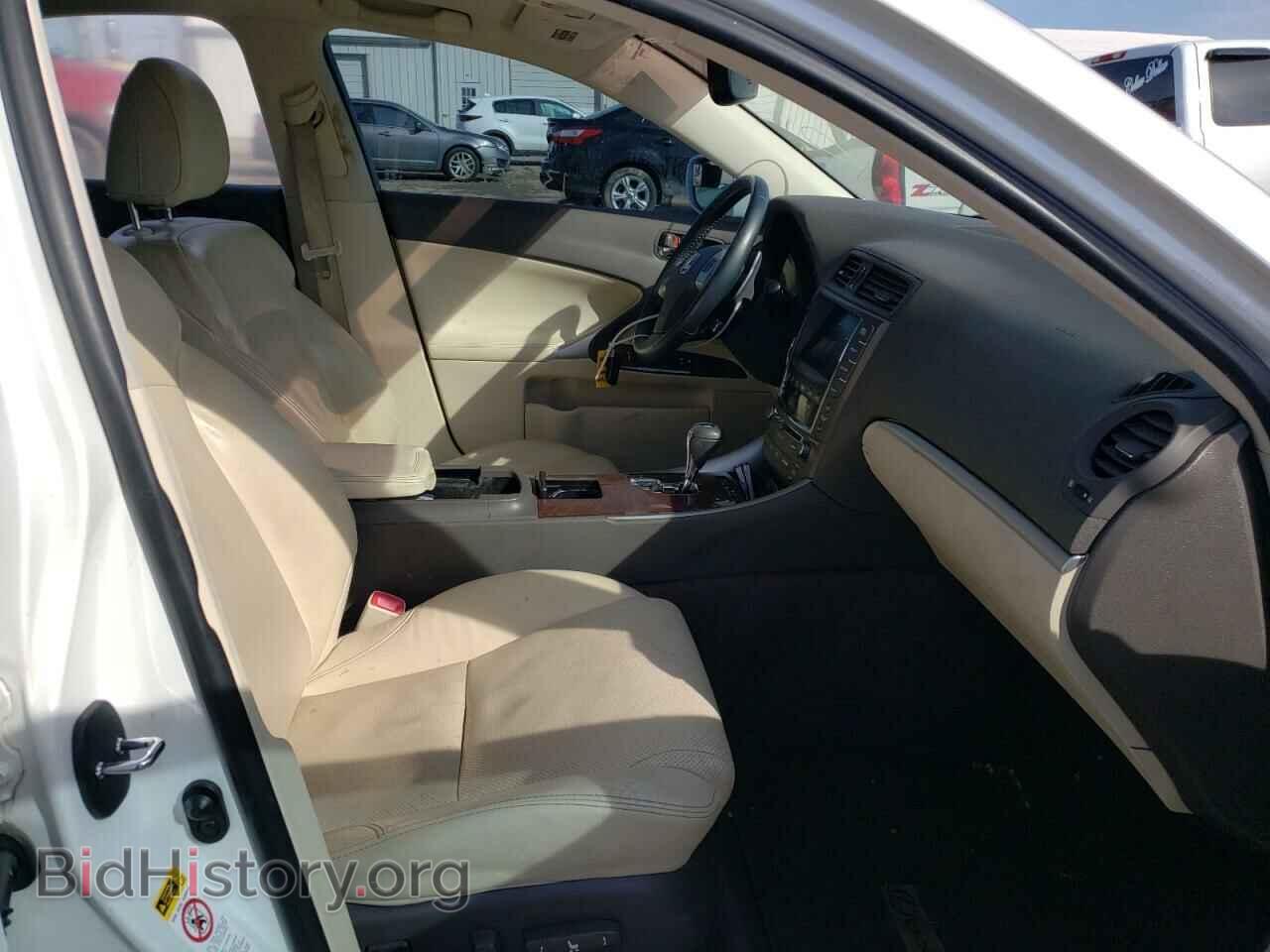 2011 LEXUS IS - VIN: JTHCF5C25B5048104 - Фото 5