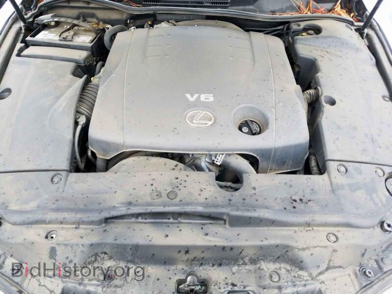 2010 Lexus IS (VIN JTHBF5C20A5113001) — фото 7 из 10