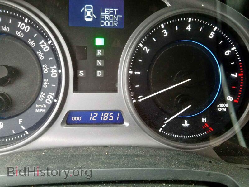 2010 Lexus IS (VIN JTHBF5C20A5113001) — фото 8 из 10
