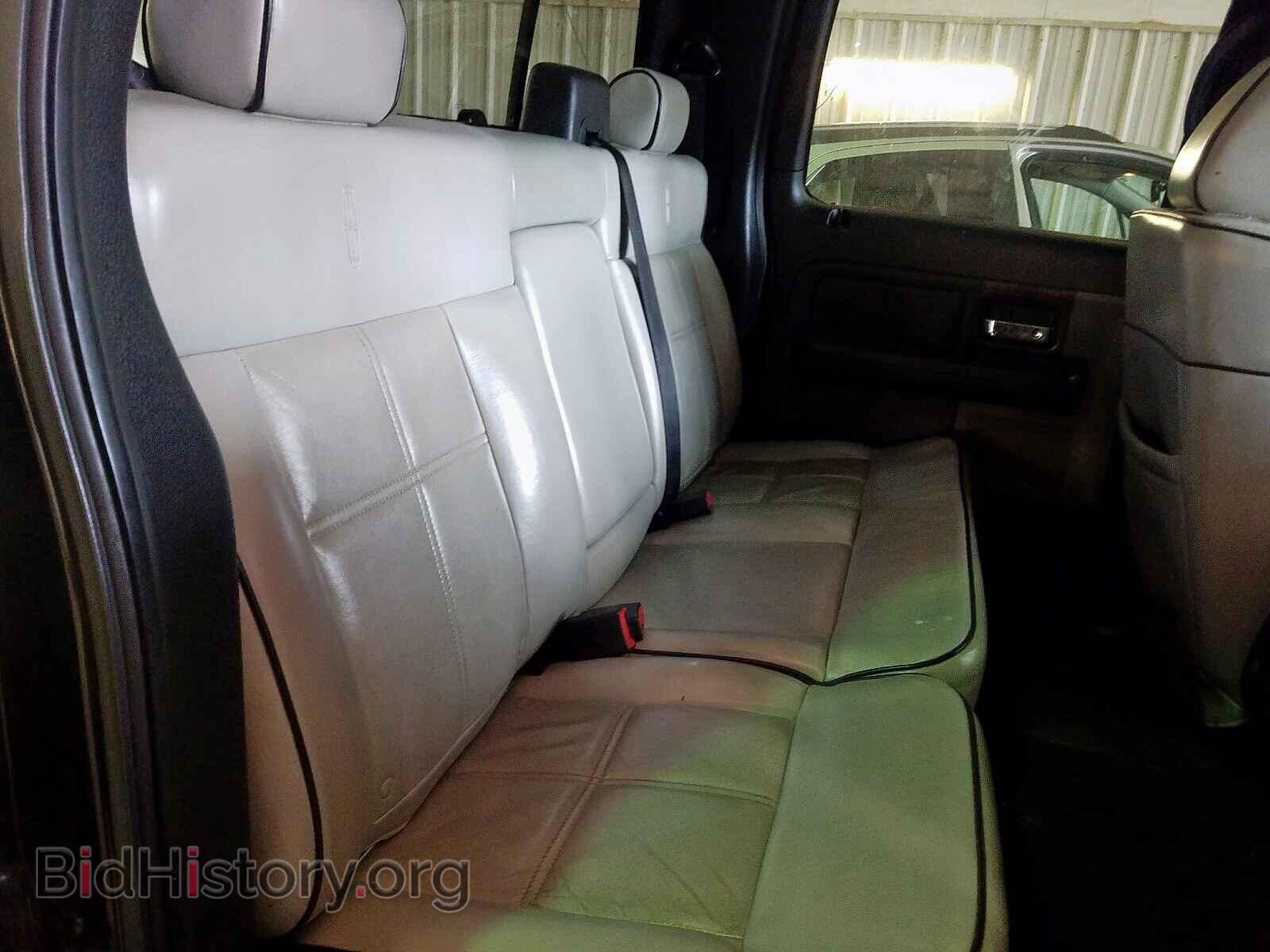 2006 LINCOLN MARK LT - VIN: 5LTPW16596FJ07041 - Photo 6