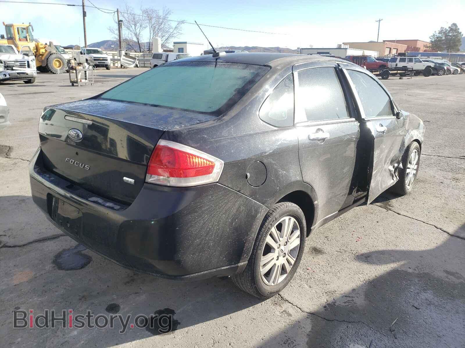 2009 FORD FOCUS - VIN: 1FAHP37NX9W104013 - Фото 4