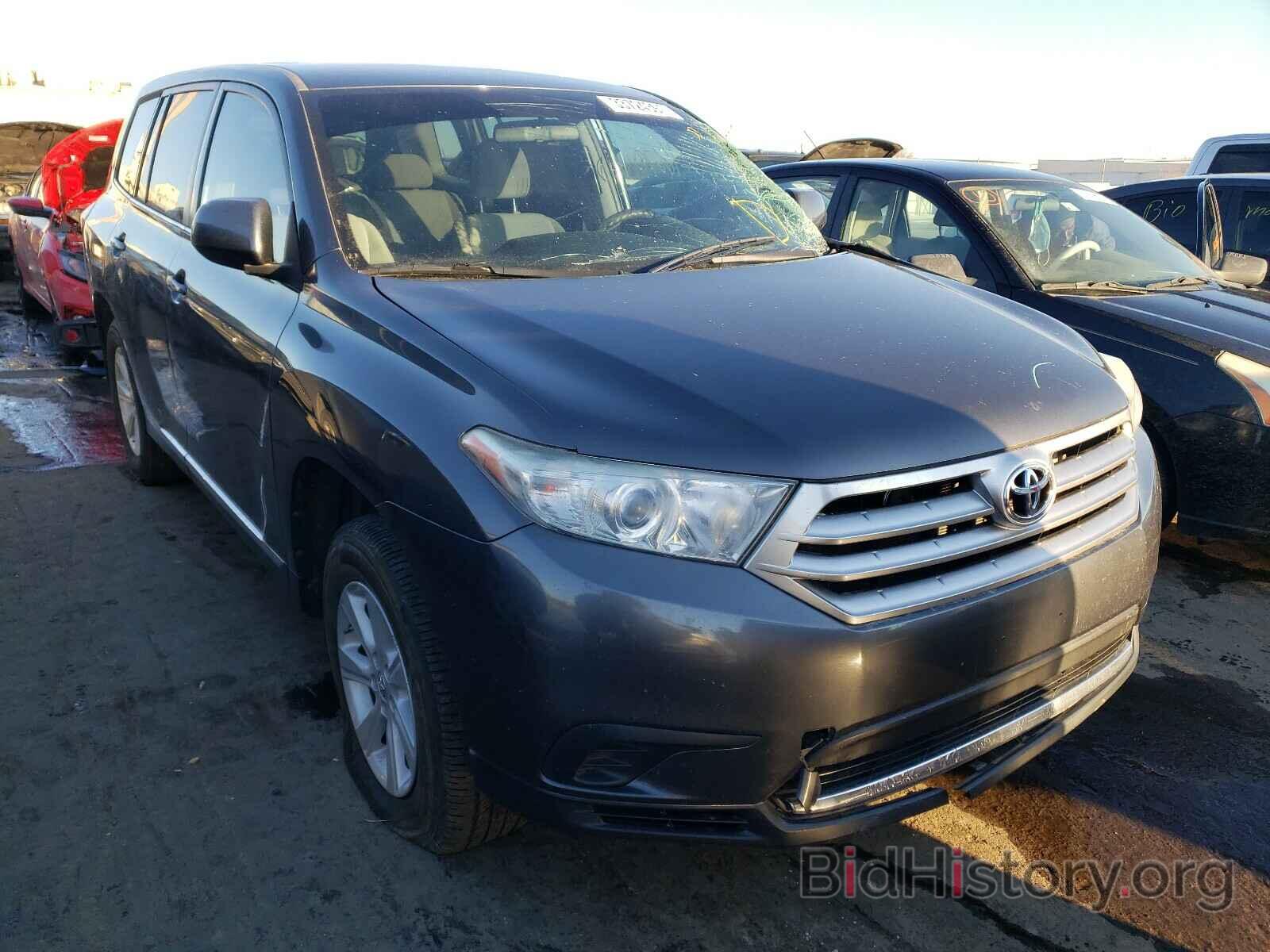 Фотография 5TDBK3EH3DS216558 - TOYOTA HIGHLANDER 2013