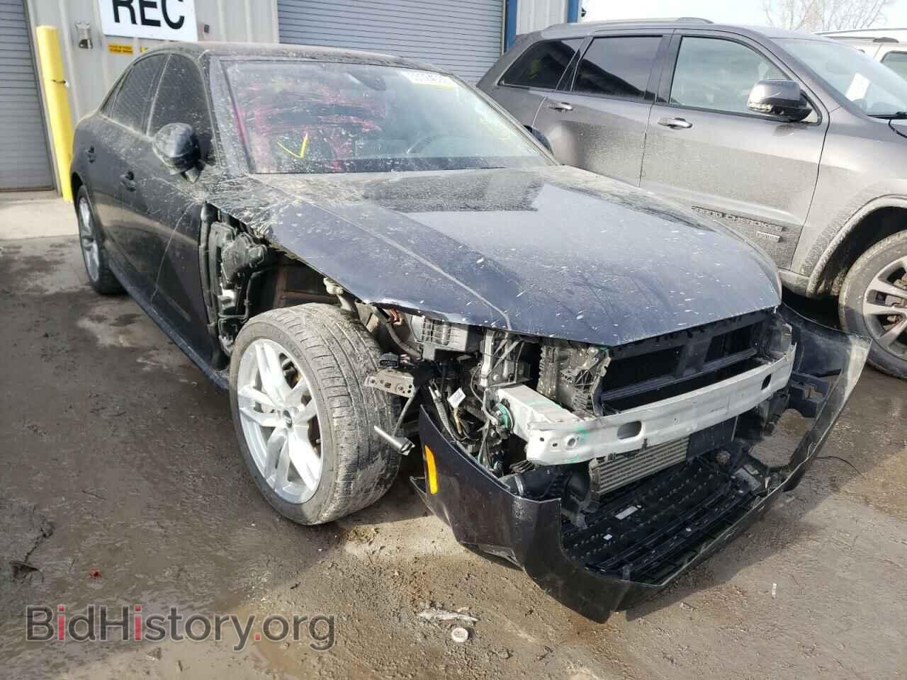 Photo WAUDNAF42HN057945 - AUDI A4 2017
