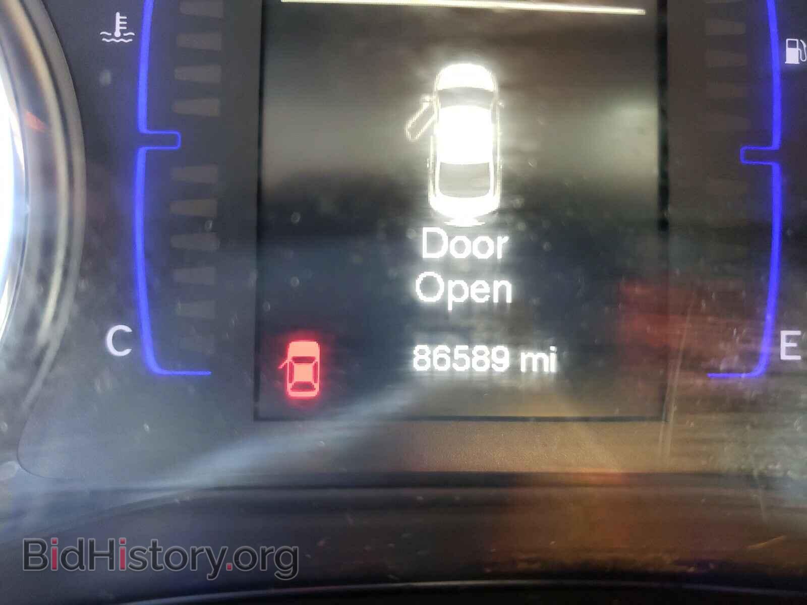 2016 CHRYSLER 200 - VIN: 1C3CCCAB0GN185030 - Фото 8