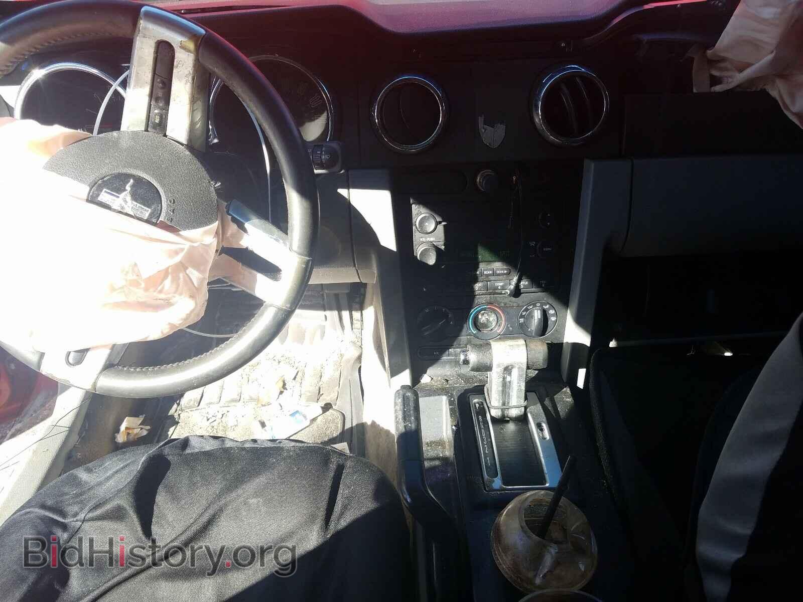 2006 FORD MUSTANG - VIN: 1ZVFT80N665165779 - Фото 9