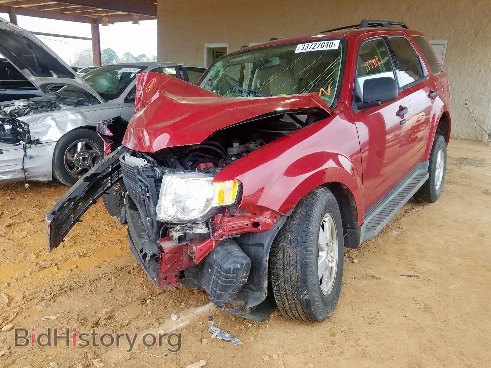 2011 FORD ESCAPE - VIN: 1FMCU0D74BKA12499 - Фото 2