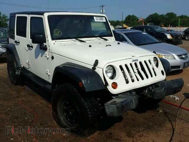 Photo 1J4GA39198L563576 - JEEP WRANGLER 2008