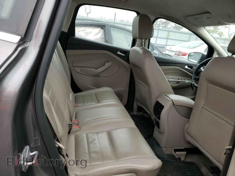 2014 Ford CMAX (VIN 1FADP5BU3EL500949) — photo 6 of 10