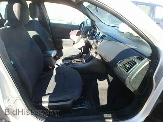 2012 CHRYSLER 200 - VIN: 1C3CCBAB9CN204775 - Фото 5