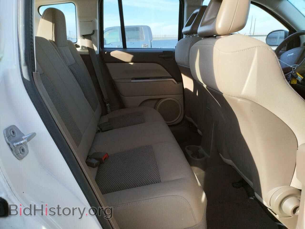 2007 JEEP COMPASS - VIN: 1J8FT47W47D221180 - Photo 6