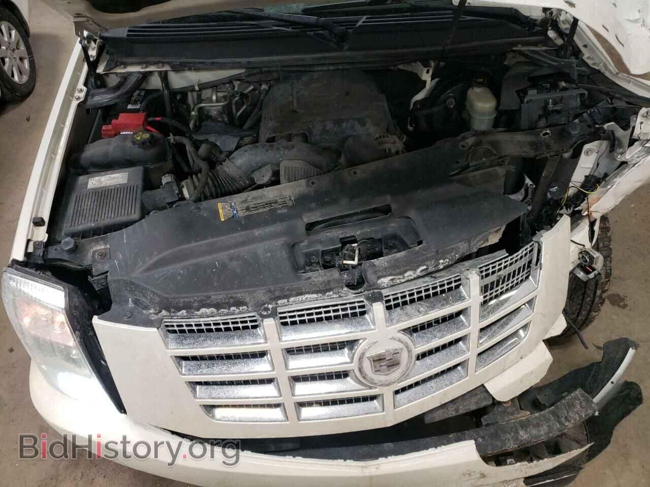 2011 CADILLAC ESCALADE - VIN: 1GYS4BEF4BR157853 - Фото 7
