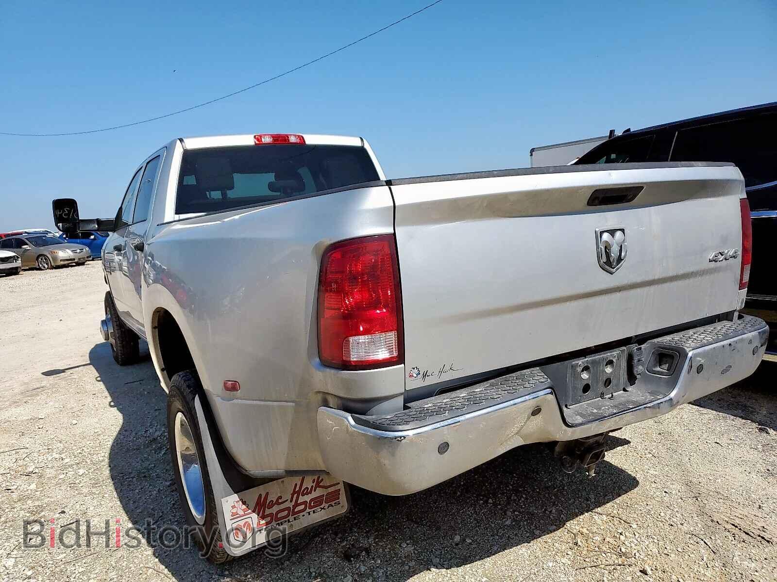 2018 RAM 3500 - VIN: 3C63RRGL5JG372204 - Photo 3