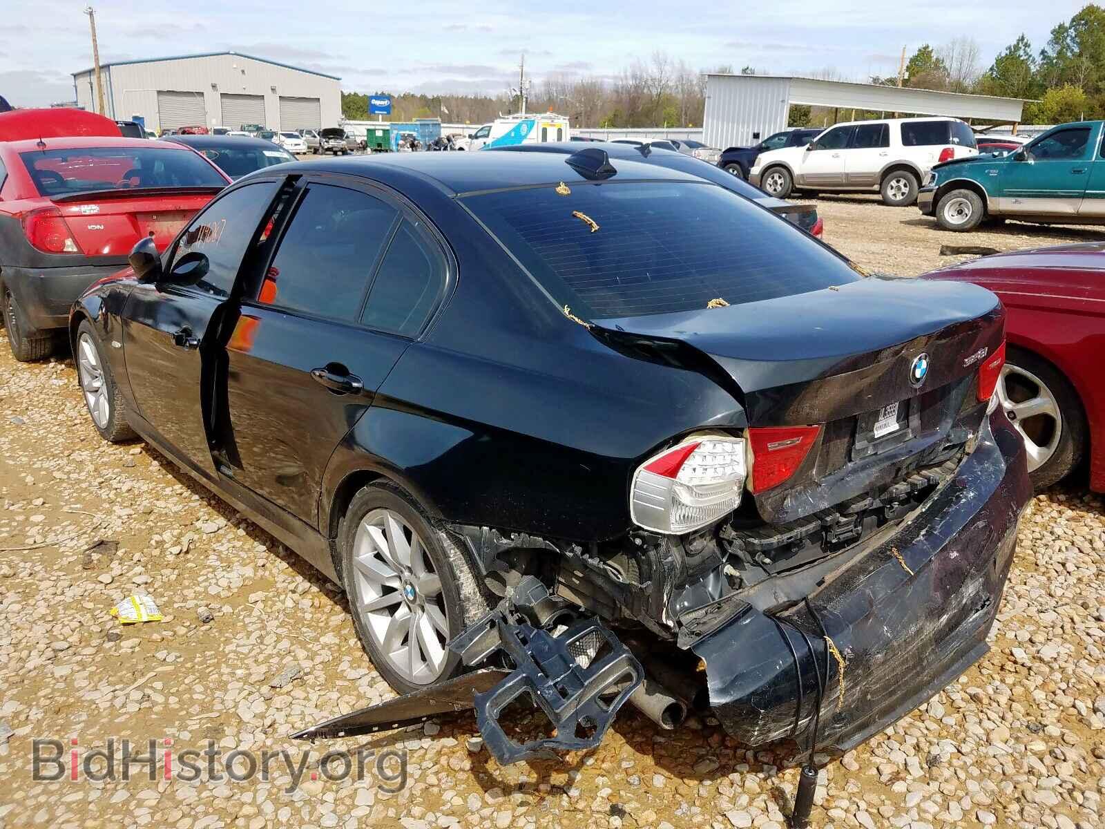 2009 BMW 3 SERIES - VIN: WBAPH73509E128758 - Фото 3