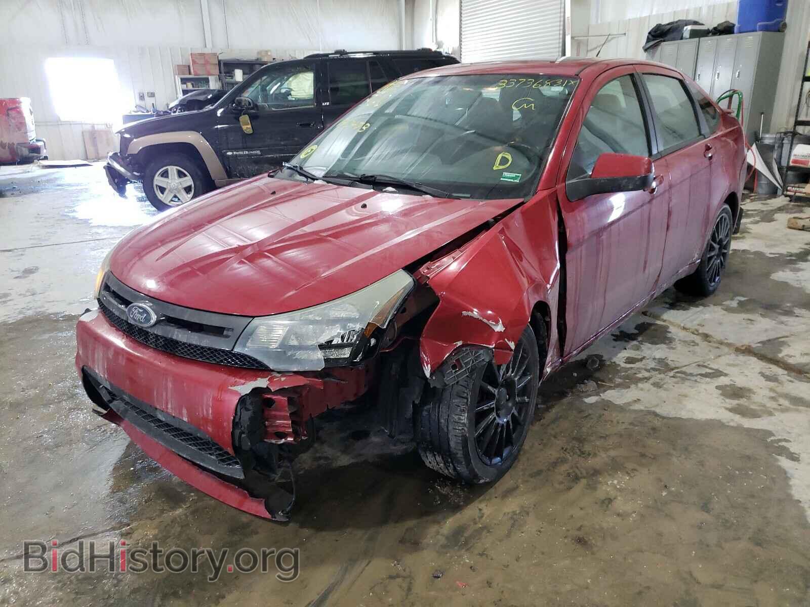 2010 FORD FOCUS - VIN: 1FAHP3GN8AW142473 - Фото 2