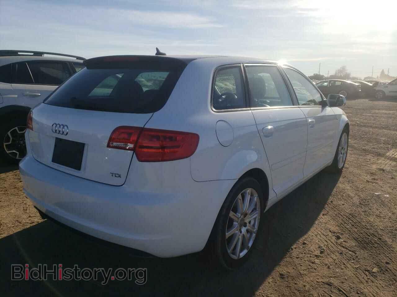 2012 AUDI A3 - VIN: WAUKJAFM0CA104585 - Фото 4