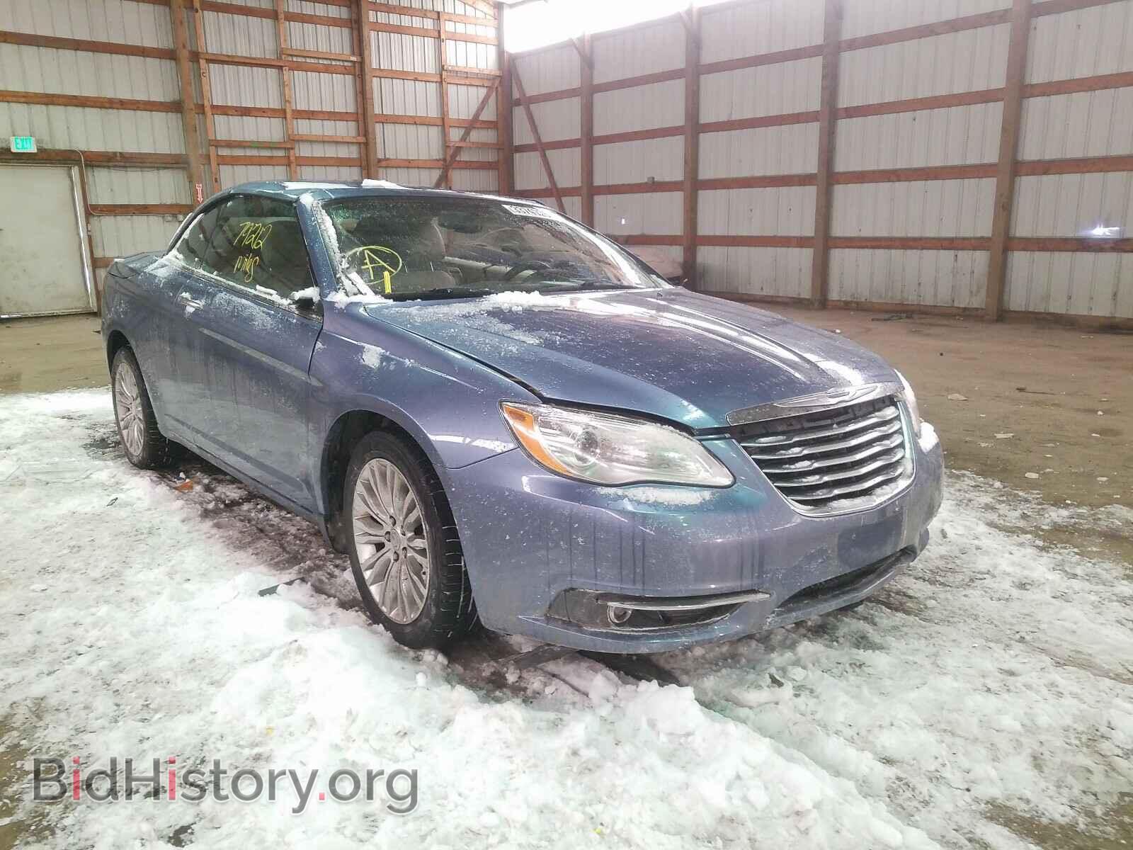 Photo 1C3BC7EG2BN572048 - CHRYSLER 200 2011