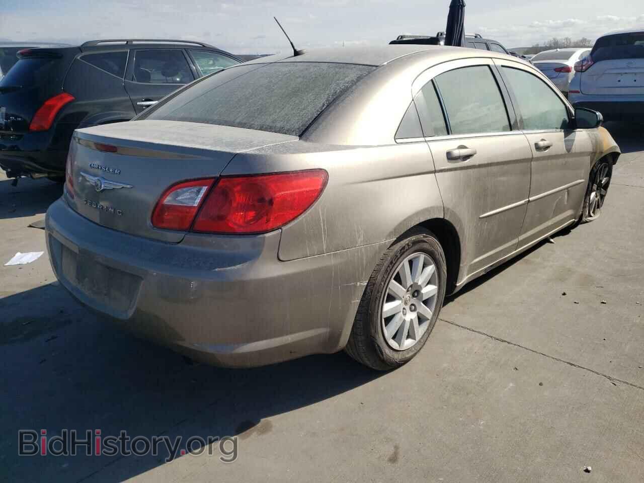 2010 CHRYSLER SEBRING - VIN: 1C3CC4FB8AN154162 - Фото 4