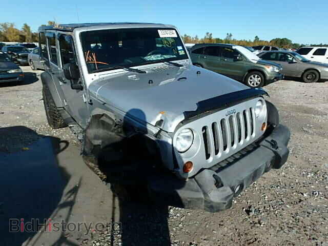 Photo 1J4GA39128L654320 - JEEP WRANGLER 2008