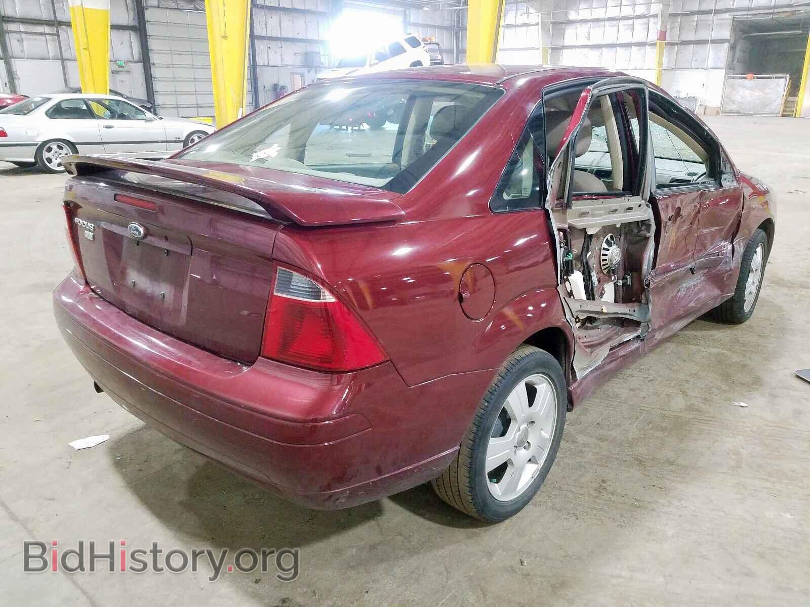 2007 FORD FOCUS - VIN: 1FAHP34N77W197655 - Фото 4