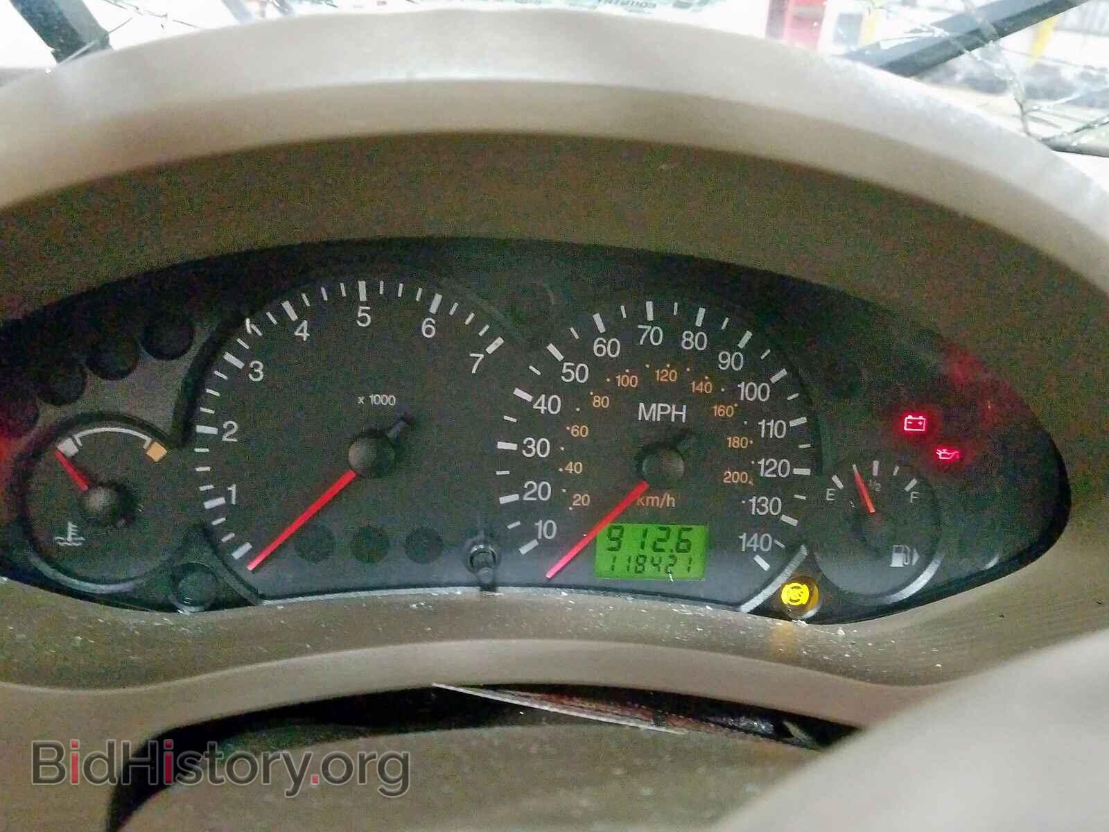 2007 FORD FOCUS - VIN: 1FAHP34N77W197655 - Фото 8