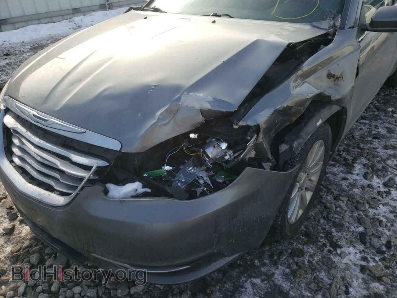 2012 CHRYSLER 200 - VIN: 1C3CCBBB4CN119101 - Фото 9