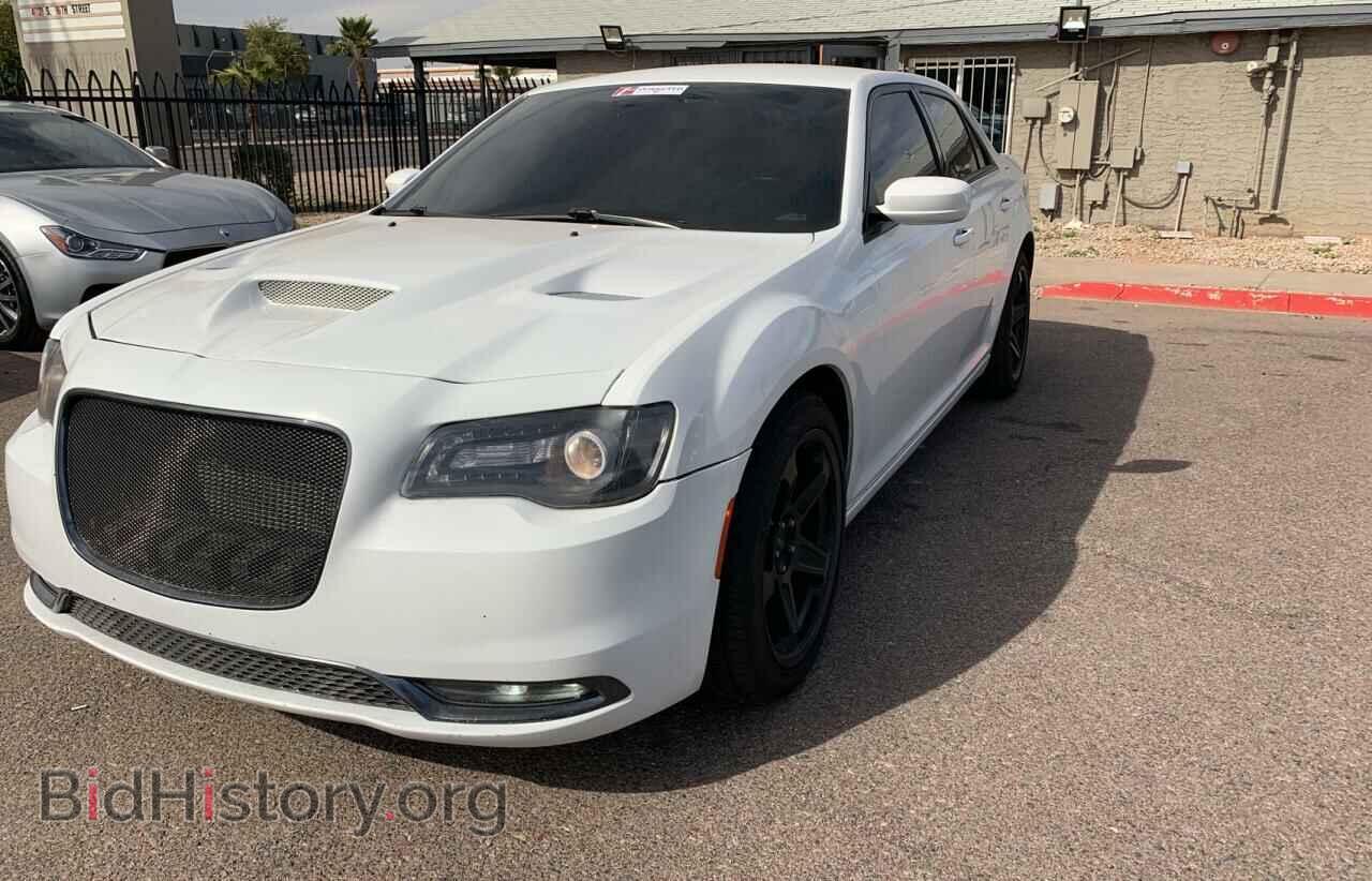 2018 CHRYSLER 300 - VIN: 2C3CCABG8JH214028 - Фото 2