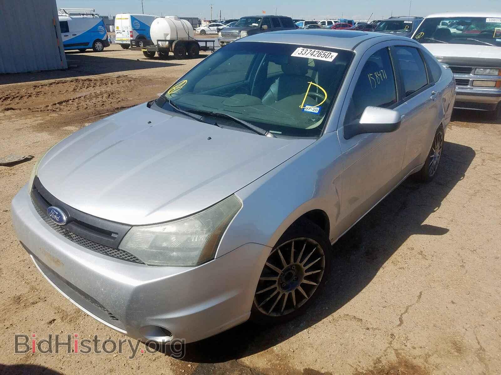 2011 FORD FOCUS - VIN: 1FAHP3GN2BW130773 - Фото 2