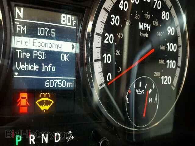 2011 DODGE RAM 1500 - VIN: 1D7RB1CT3BS646840 - Фото 8