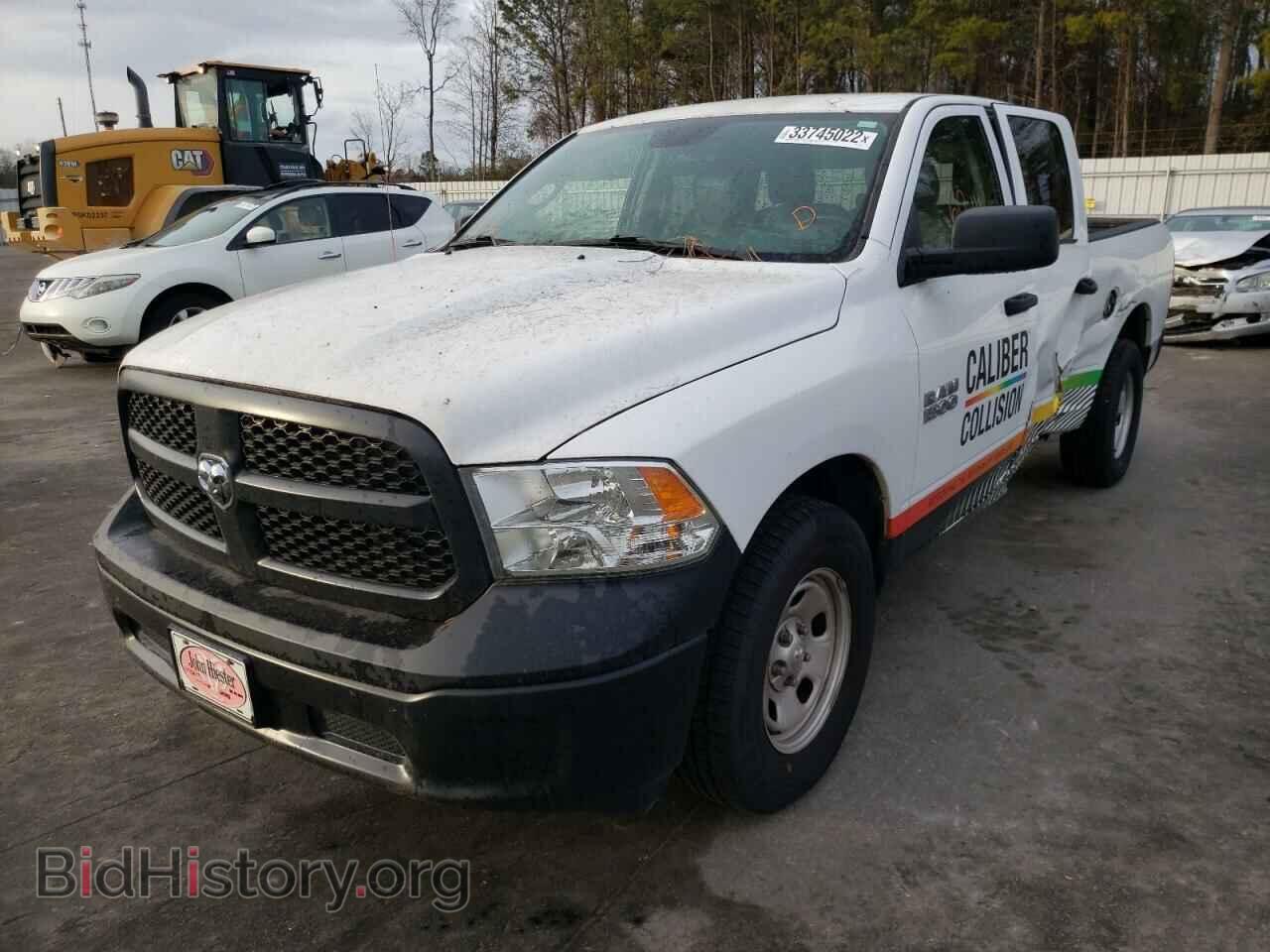 2018 RAM 1500 - VIN: 1C6RR6FG2JS219494 - Фото 2