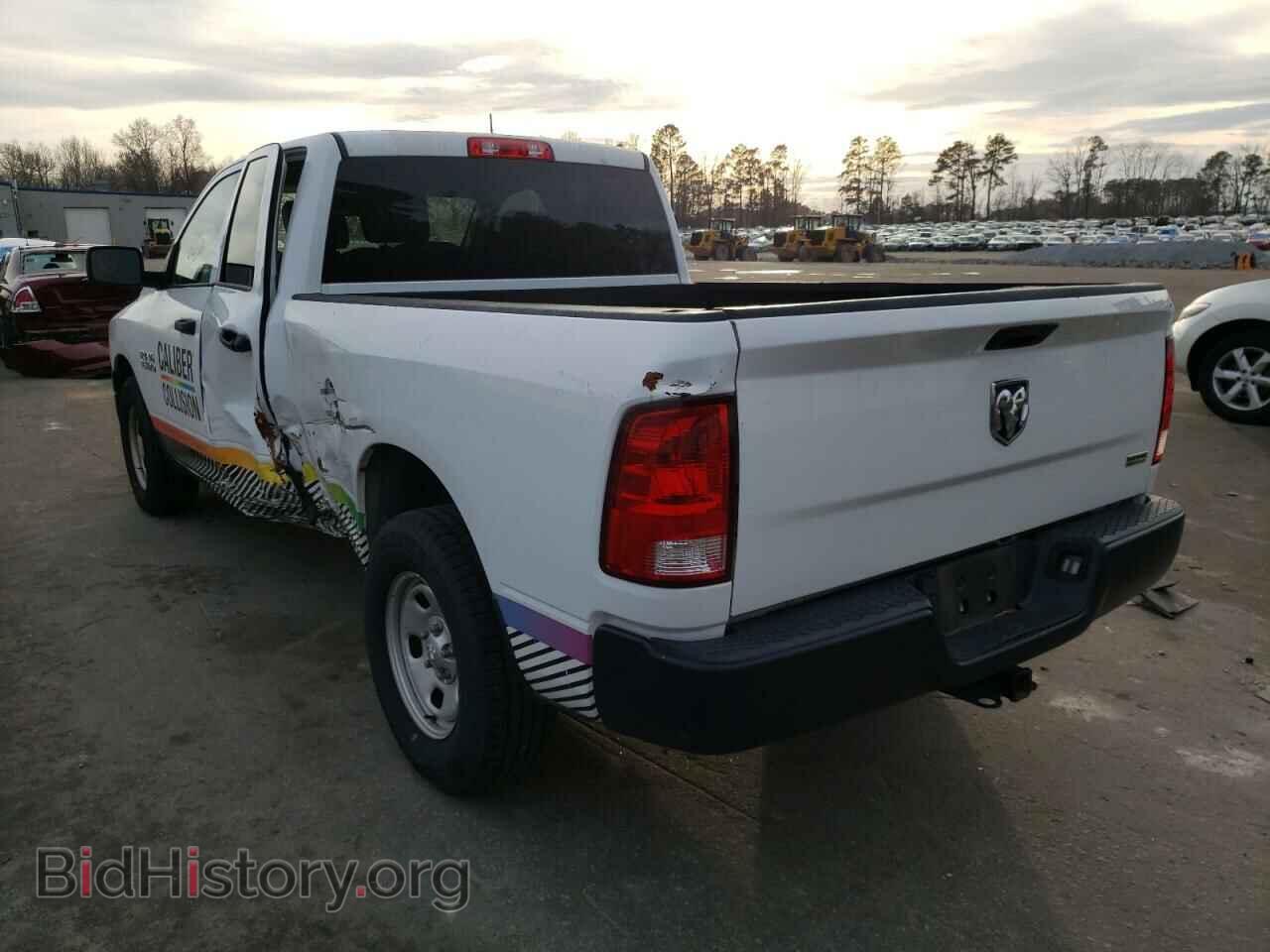 2018 RAM 1500 - VIN: 1C6RR6FG2JS219494 - Фото 3
