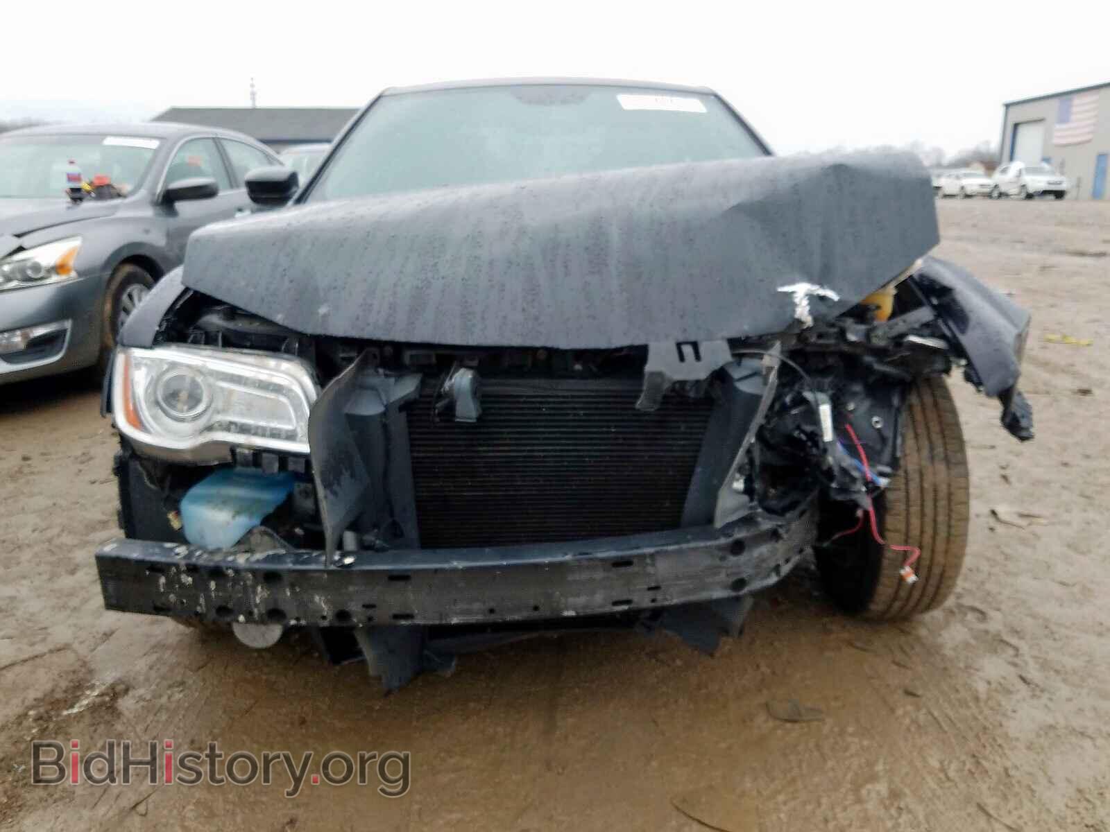 2014 CHRYSLER 300 - VIN: 2C3CCAAG3EH228250 - Фото 9
