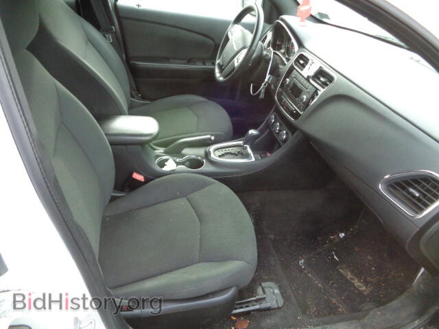 2011 CHRYSLER 200 - VIN: 1C3BC1FB5BN589569 - Фото 5