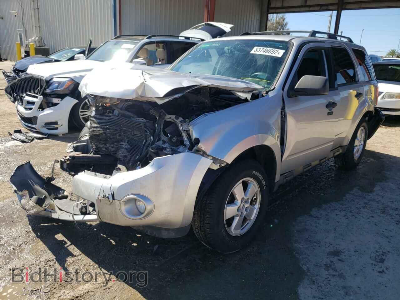 2012 FORD ESCAPE - VIN: 1FMCU0D71CKB41267 - Фото 2