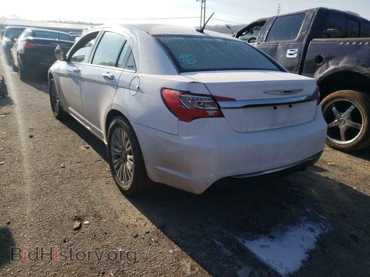 2012 CHRYSLER 200 - VIN: 1C3CCBCG1CN327060 - Фото 3