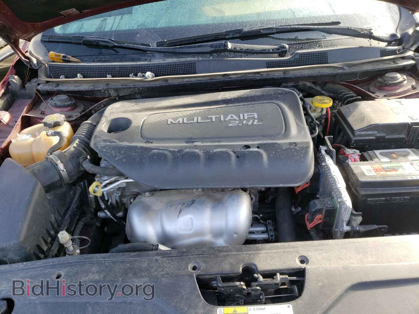 2015 CHRYSLER 200 - VIN: 1C3CCCFBXFN638741 - Photo 7