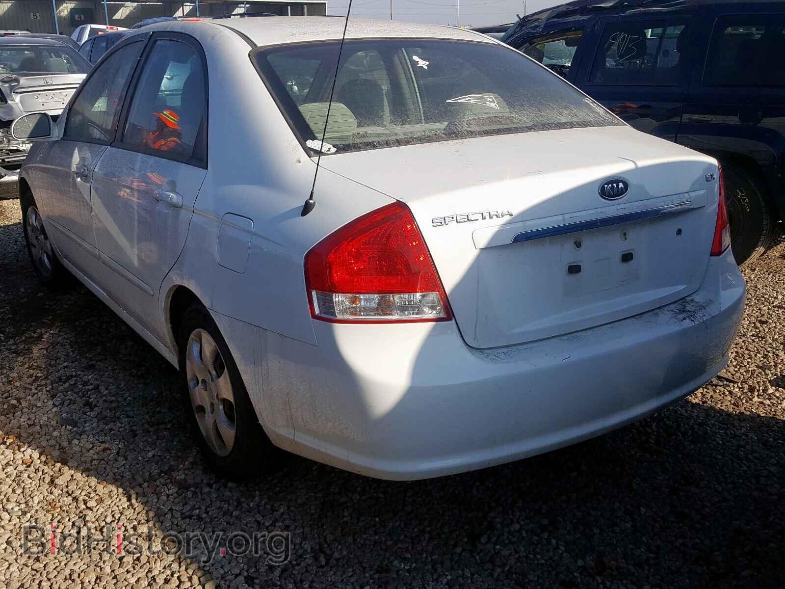 2007 KIA SPECTRA - VIN: KNAFE122575467022 - Фото 3