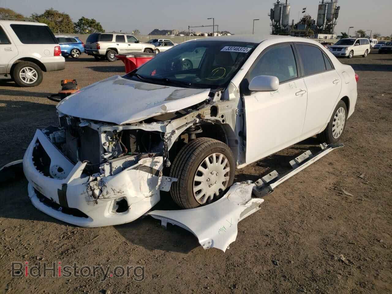 2013 TOYOTA COROLLA - VIN: 5YFBU4EEXDP114267 - Фото 2