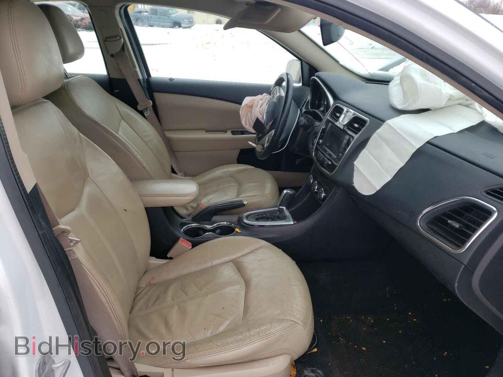 2012 CHRYSLER 200 - VIN: 1C3CCBCB3CN284197 - Photo 5
