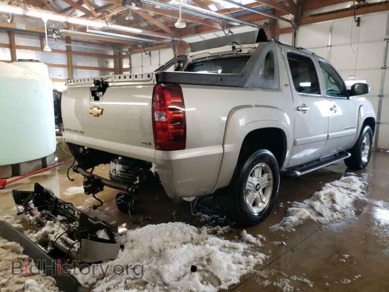 2007 Chevrolet AVALANCHE (VIN 3GNFK12377G260264) — photo 4 of 10